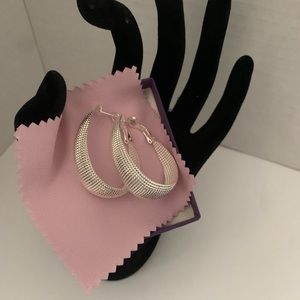 Beautiful.925 Silver Oval Mesh hoop Earrings.